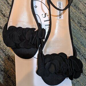 Steve Madden black suede Dorthy flat sandals, size 7.5